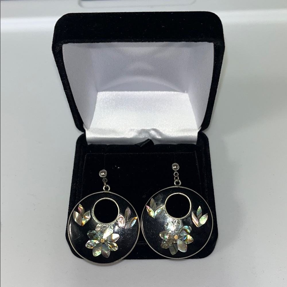 Vintage Mexican Alpaca silver earrings with black enamel and abalone shell inlay